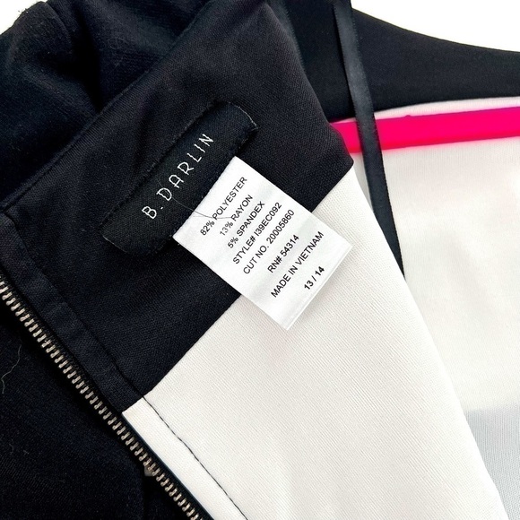 B. Darlin Black and White Stripe Dress Junior size 13/14 Woman’s size L - Picture 12 of 12